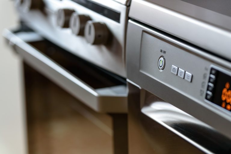 Wir von Elektrotechnik Lengdorfer sind Ihr kompetenter Partner für Elektrogeräte für Österreich. Wir von Elektrotechnik Lengdorfer sind Ihr kompetenter Partner für Elektrogeräte für Österreich.